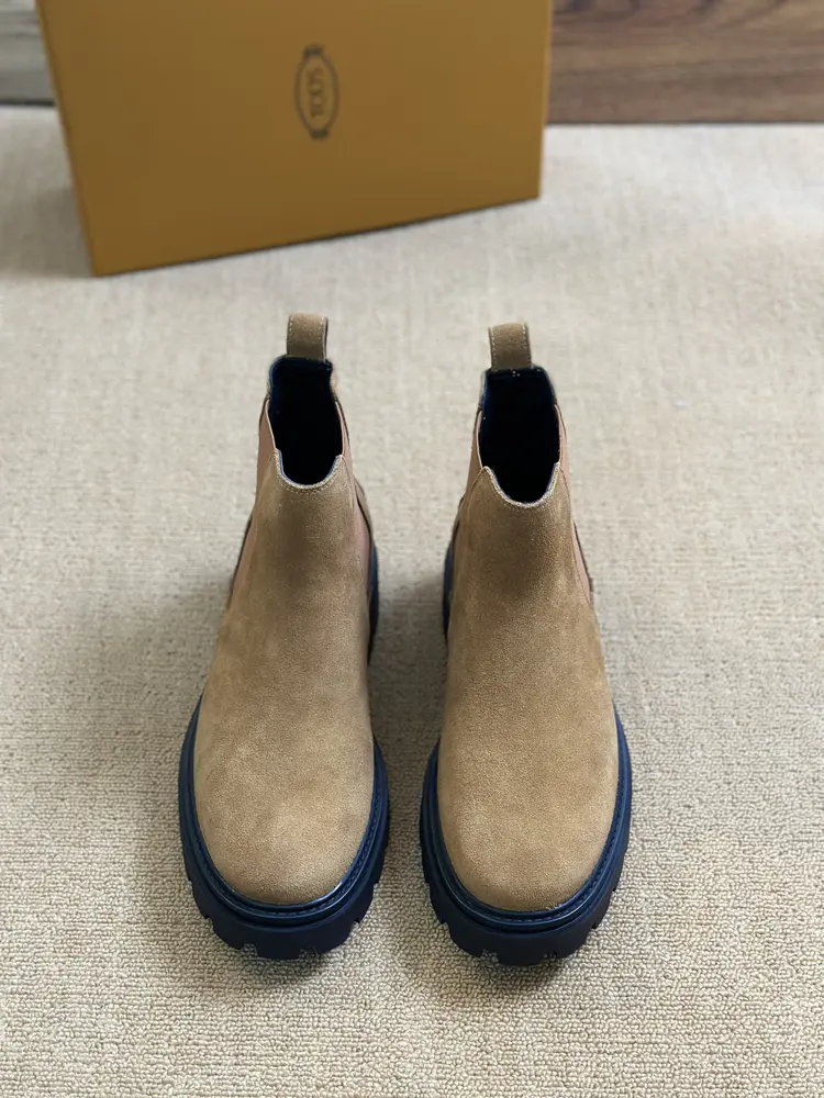 Tods casual board boots counter new products