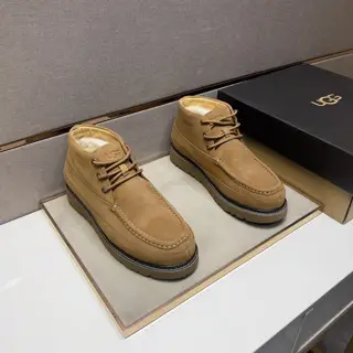 UGG men’s casual snow boots