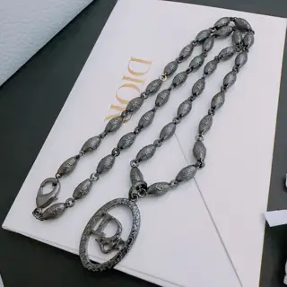 DIOR New Dior necklace Original goods New counter model