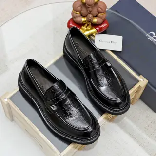 Dior casual men’s shoes are on sale. 1:1 production on the official website. Italian