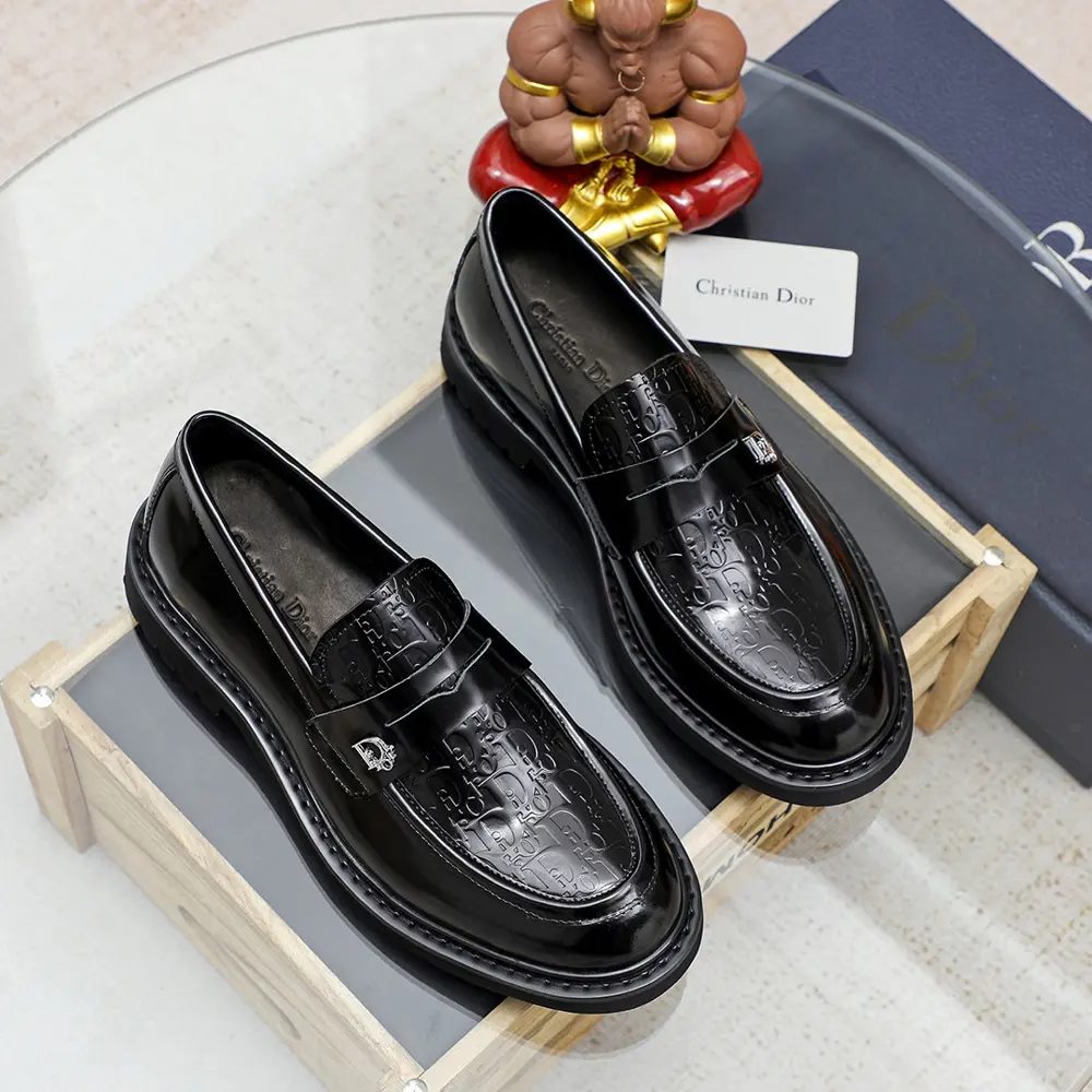 Dior casual men’s shoes are on sale. 1:1 production on the official website. Italian