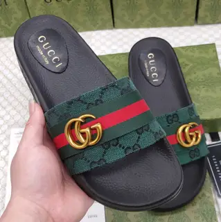 Gucci slippers