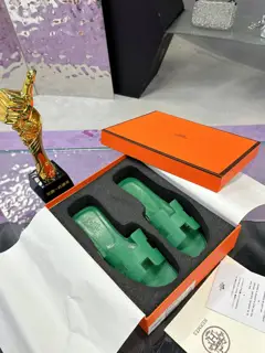 Hermès H slippers