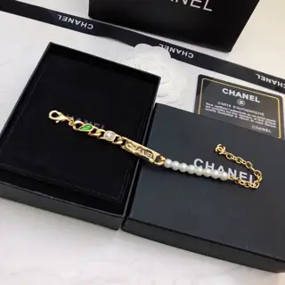 Chanel Classic Pearl Bracelet