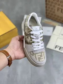 Fendi sports casual shoes Imported original lining