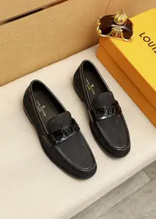Louis Vuitton casual leather shoes