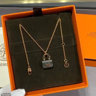 V gold material ZP version CNC version size Hermes matte black gold H bag necklace
