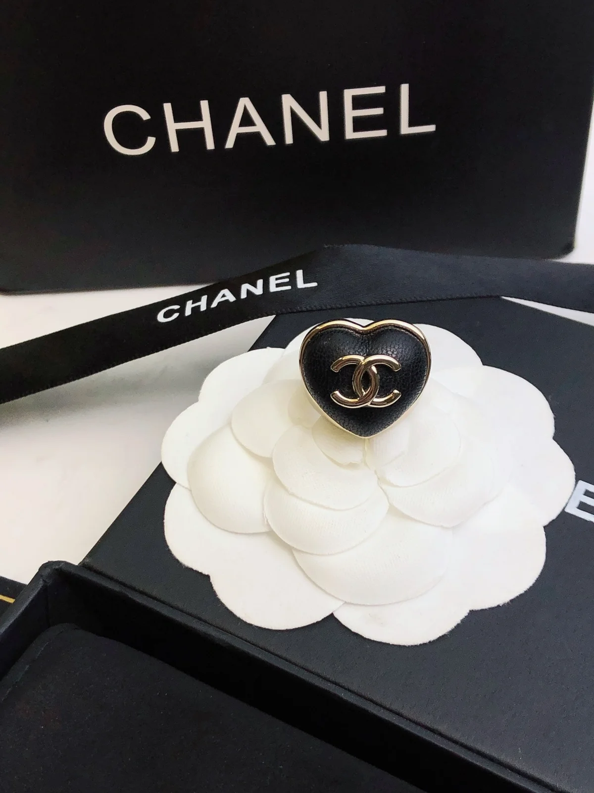 Chanel new love heart ring
