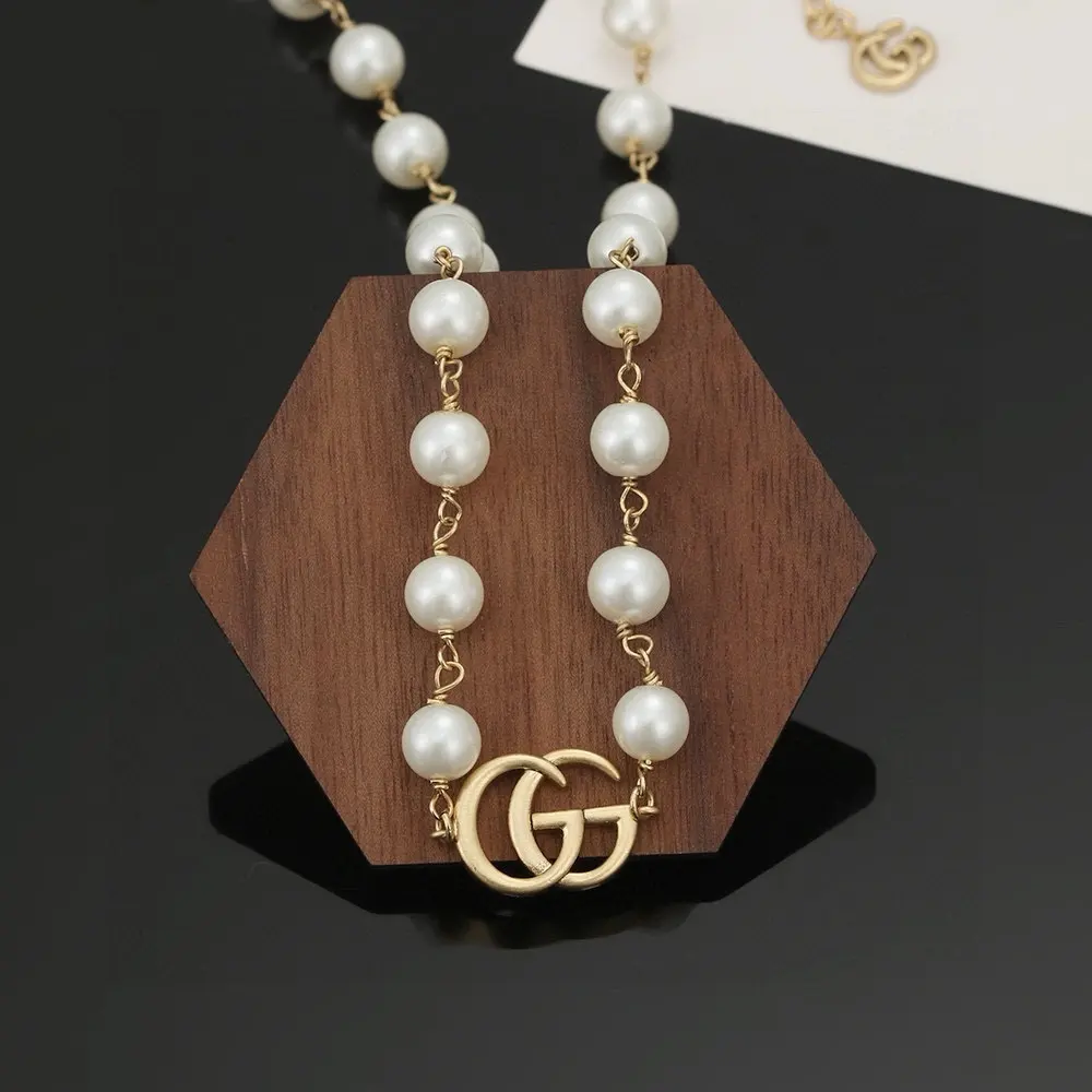 Gucci counter synchronization Gucci pearl necklace Choose a few pieces of jewelry to