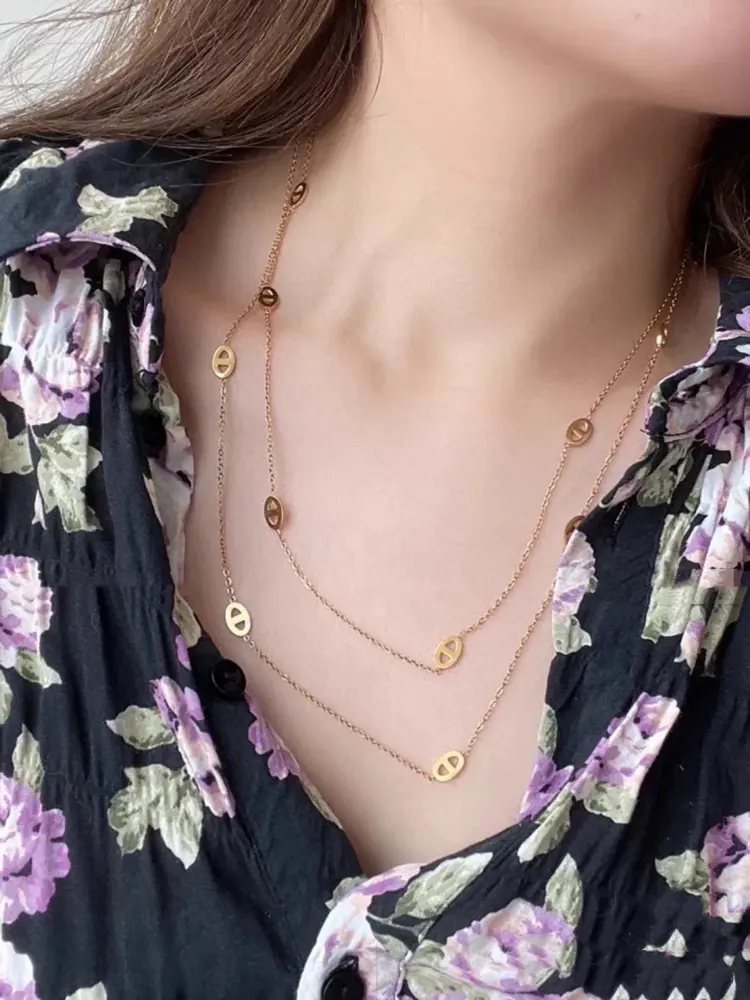 Recommend new long necklace Hermes pig nose latest long necklace Can be worn in layers