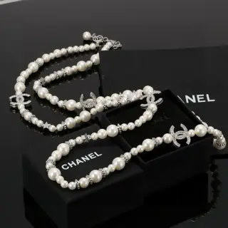 Chanel Double C Pearl Necklace Sweater Chain