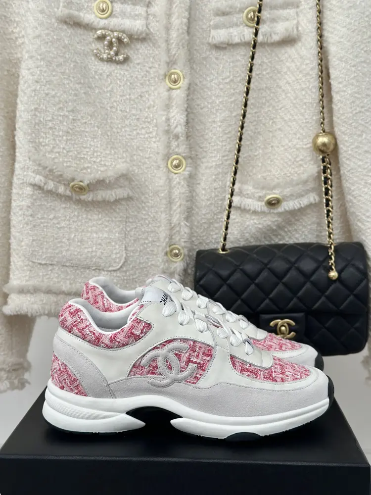 Chanel classic tweed Shoes
