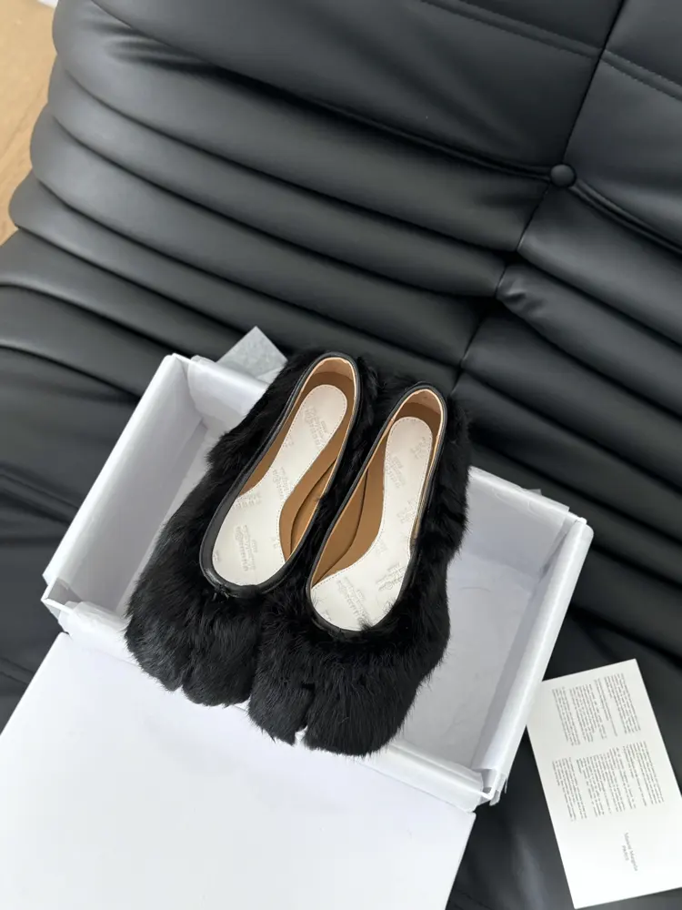 Maison Margiela Tabi Italian vegetable tanned sheepskin