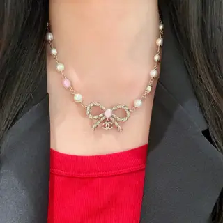 Chanel vintage necklace