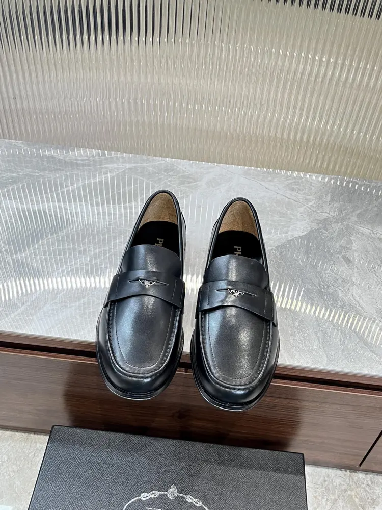 Prada casual leather shoes