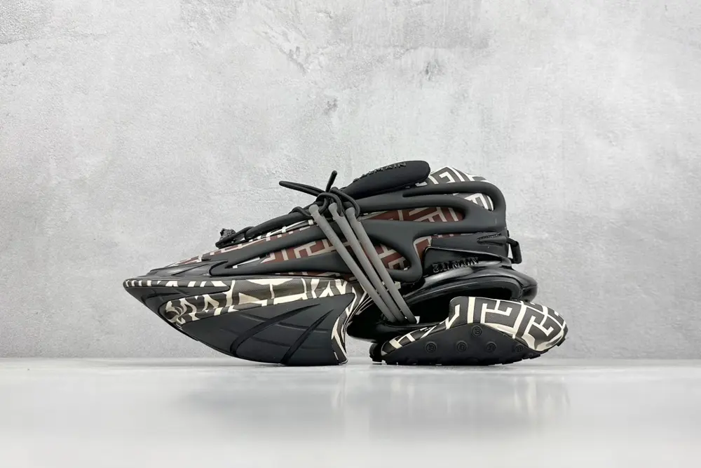 Balmain Unicorn Low Sneakers Unicorn series low-top height-enhancing thick avant-garde dad