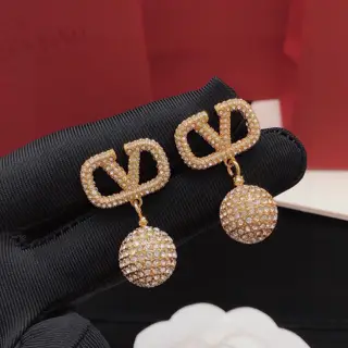 Valentino earrings with diamonds and full diamonds