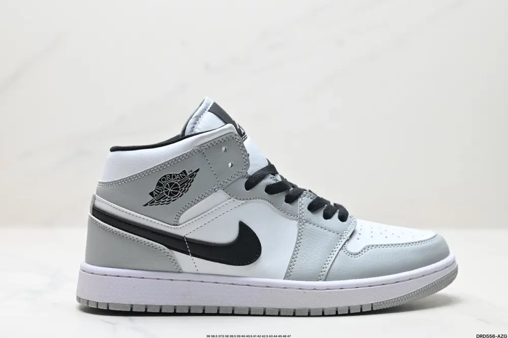 Nike AIR JORDAN 1 Sneakers 554724