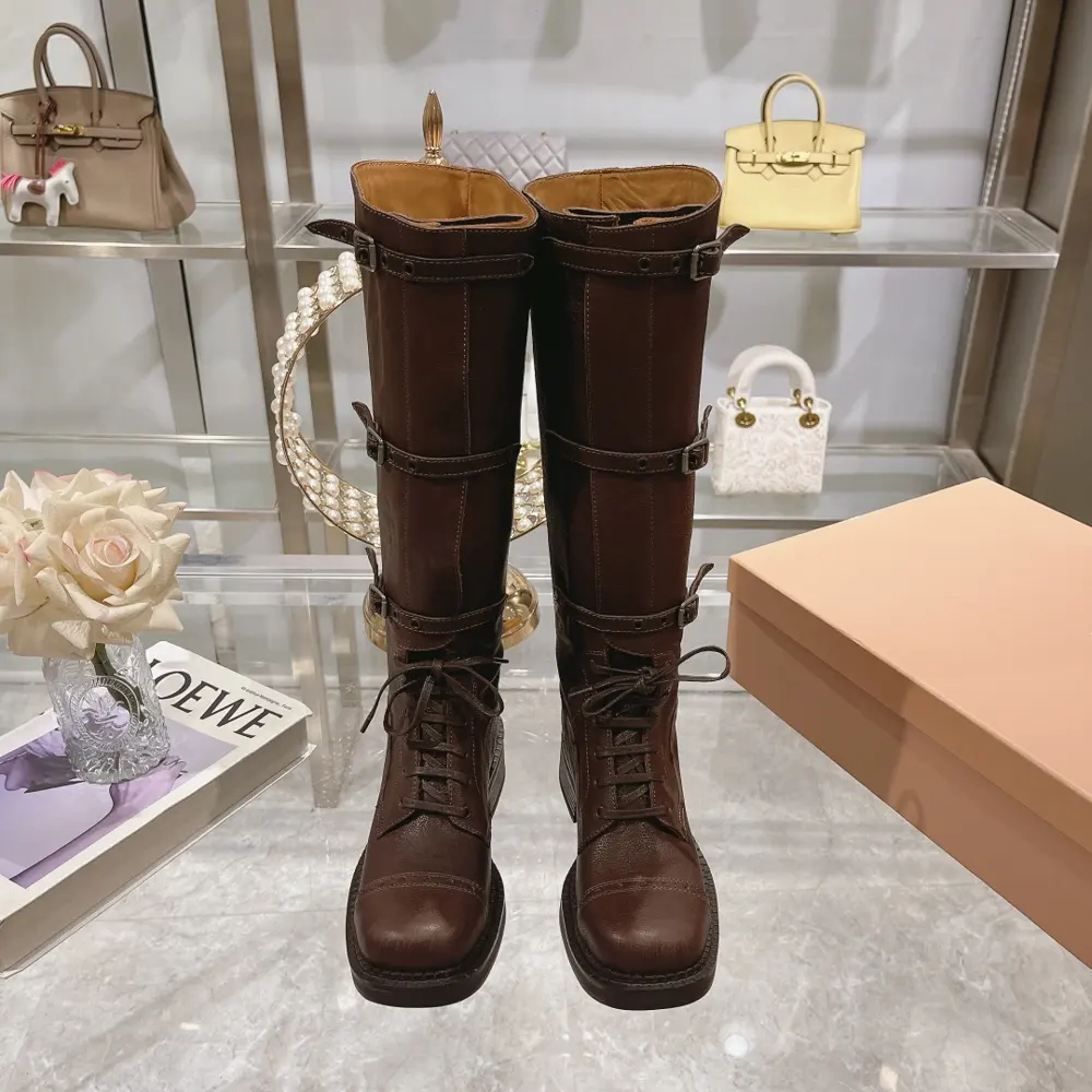 SS autumn and winter new Martin boots Knight boots are full of design