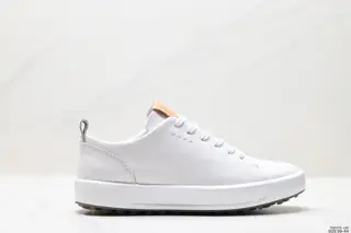 Ecco A fusion of classic and modern craftsmanship quality Selected calfskin fabric