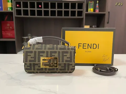 Fendi Baguette