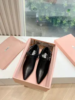 miumiu Miu 2024 autumn and winter new British style Mary Jane loafers MiuMiu show