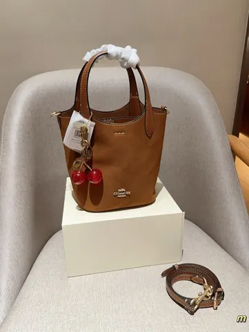 COACH Bucket Bag