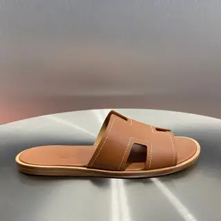 Hermès Classic H Slippers ~ High-end men’s sandals• beach shoes slippers ~ counter