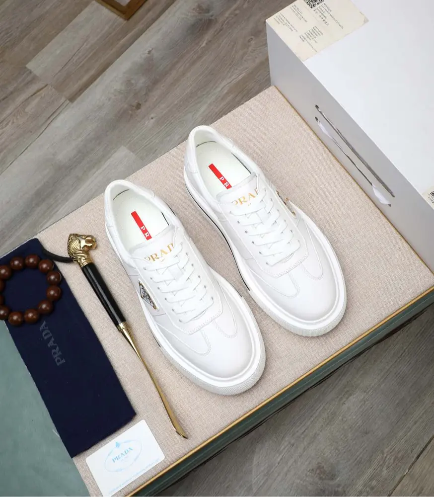 Prada casual shoes upper Italian imported first layer cowhide breathable leather lining @