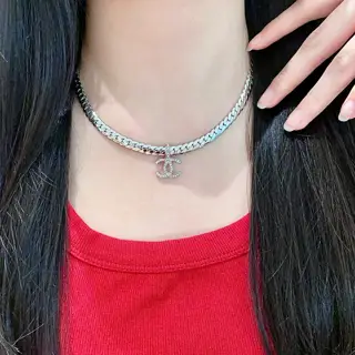 Chanel vintage necklace