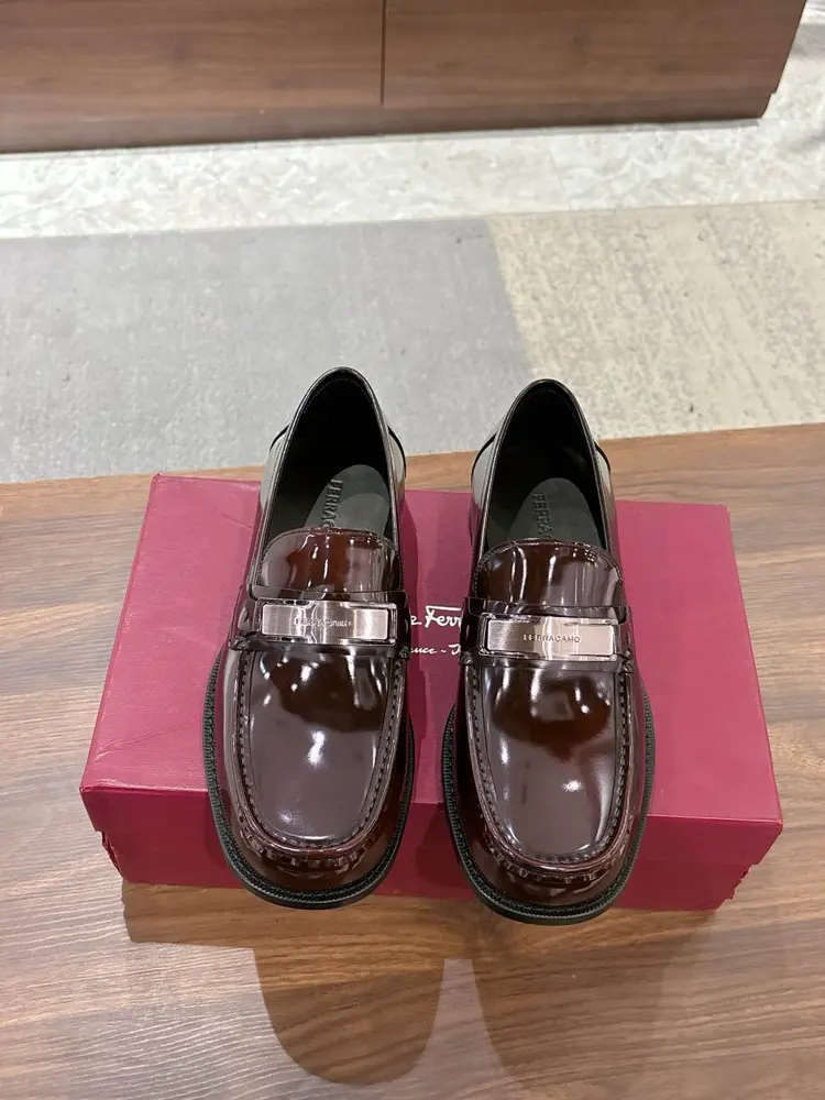 Salvatore Ferragamo men’s leather shoes