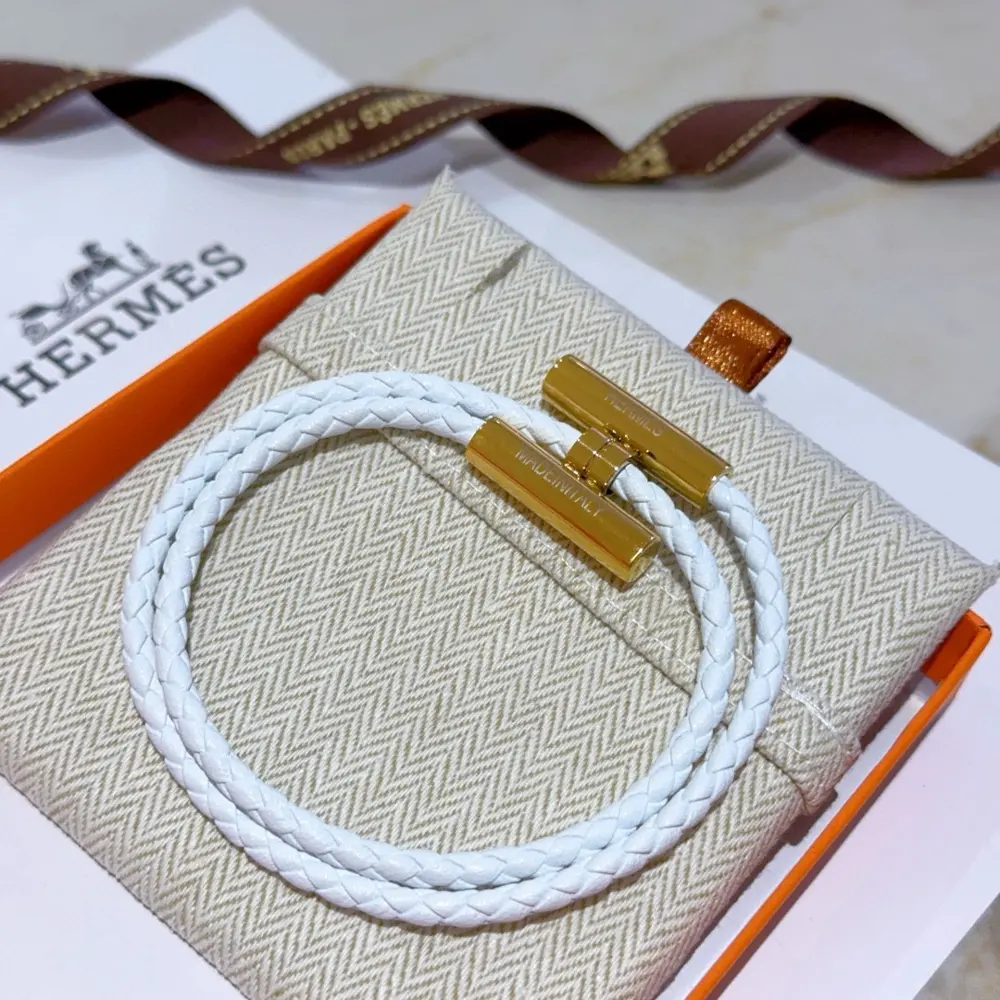 New Hermes bracelet braided bracelet thickened platinum version. High-end precision version