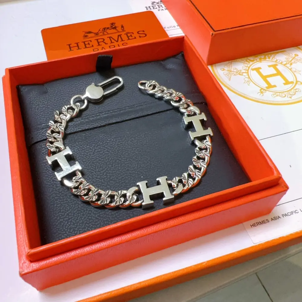 New Hermès bracelet thickened platinum version. High-end precision version