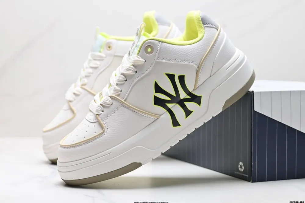 MLB Chunky Liner New York Yankees Senior Shoes Series Low-top Daddy Style Lightweight 3ASXCA12N