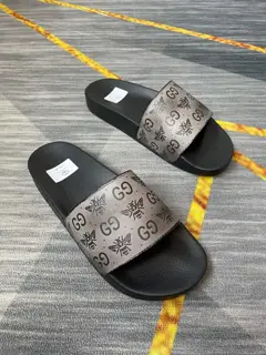 Gucci couple flip flops