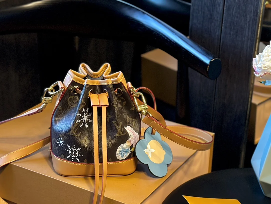 Louis Vuitton Bucket Bag