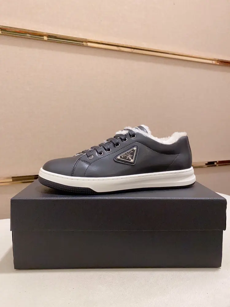 Prada casual sneakers