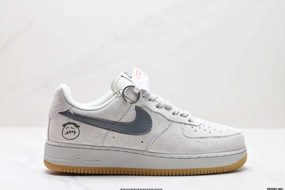 NIKE AIR FORCE 1’07 Sneakers DF0188-022