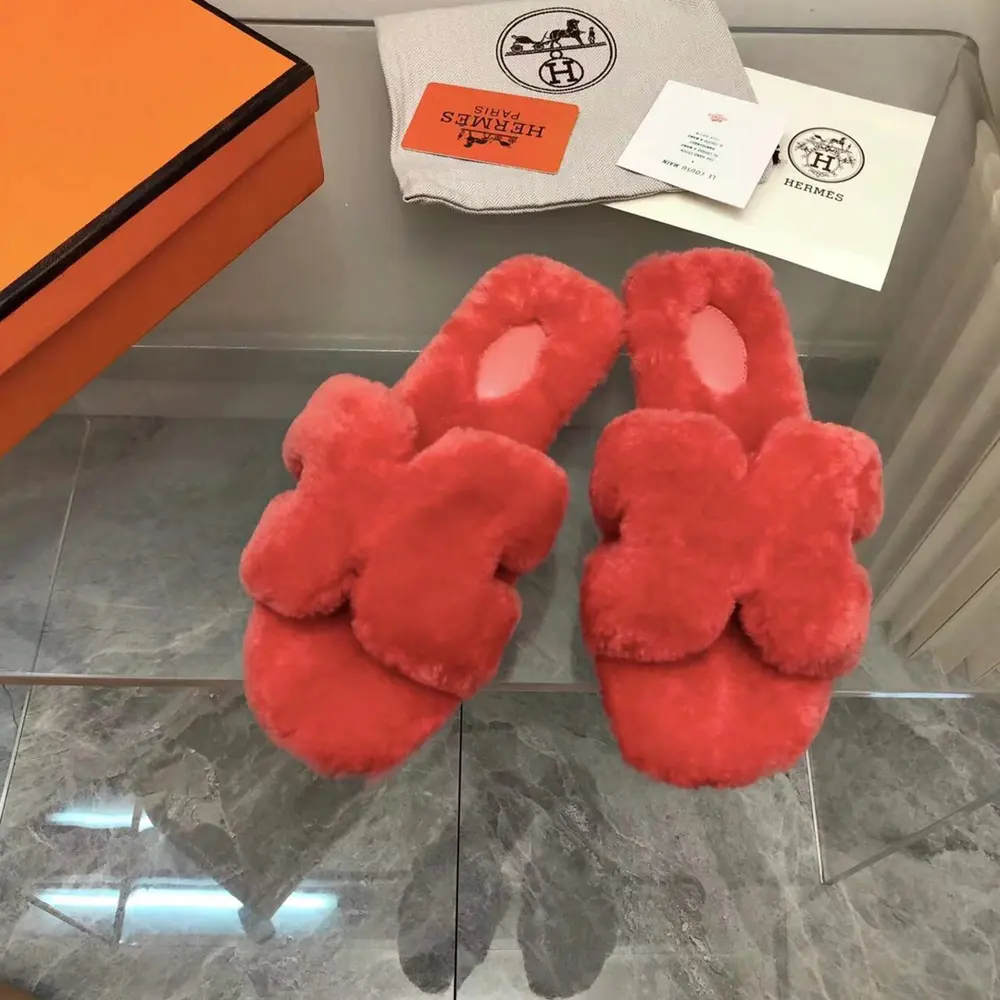 Hermès slippers