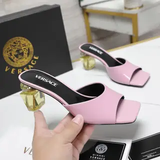 Versace Milan Fashion Show transparent perfume crystal thick heel new perfume heel
