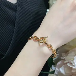 V gold Hermès polished pig nose bracelet ~ stars