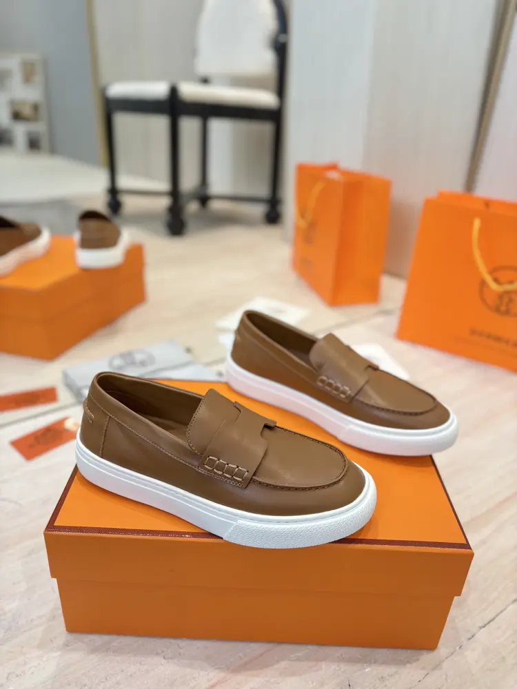 Hermès Kelly buckle casual loafers are now available