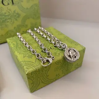 Gucci necklace