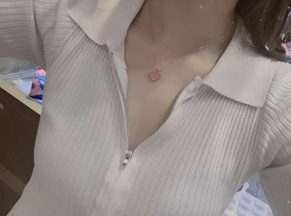 Van Cleef & Arpels natural pink shell four-leaf clover necklace