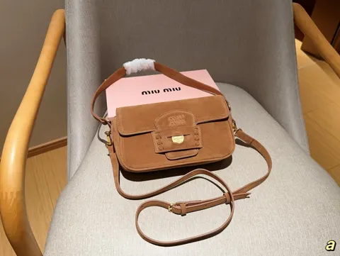 MiuMiu Hobo