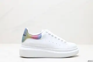 Italian luxury brand Alexander McQueen Sole Leather Sneakers low-top fashion thick-soled