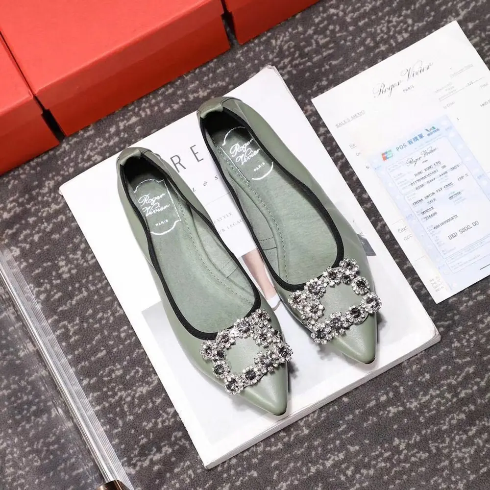 Roger Vivier Fashion Roll Shoes—Limited Edition—Perfect reproduction of the RV style