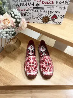 Dolce & Gabbana Espadrilles DG’s style is getting more and more fashionable