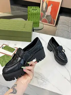Gucci electric embroidery single shoes