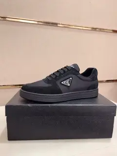 Prada casual fashion men’s shoes